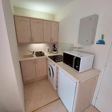 דירה 2 Pieces A 300m De La Avec Balcon Ensoleille A - Fr-1-550-48 *